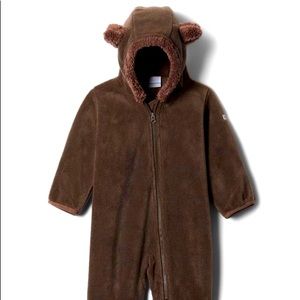 Columbia Baby bear bunting EUC 18-24months